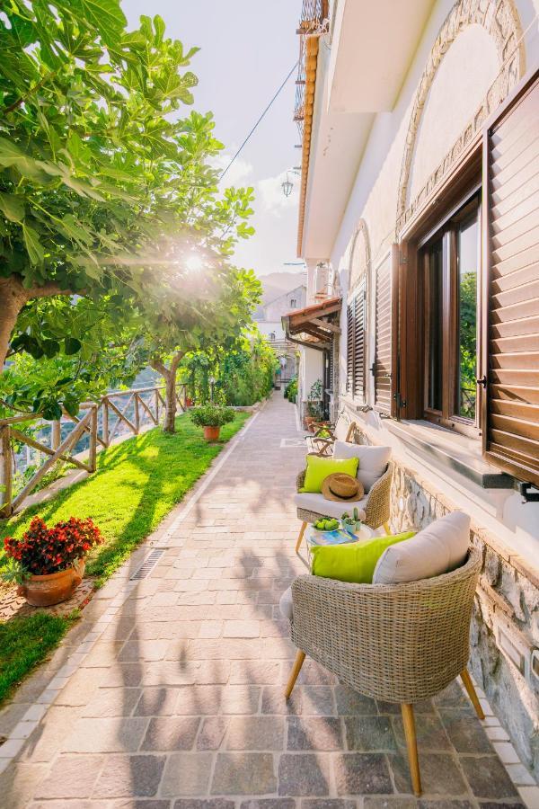 رافيلّو Monte Brusara Relais المظهر الخارجي الصورة