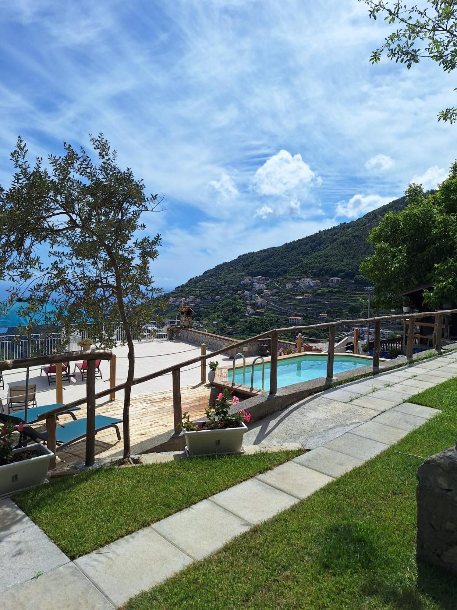 رافيلّو Monte Brusara Relais المظهر الخارجي الصورة